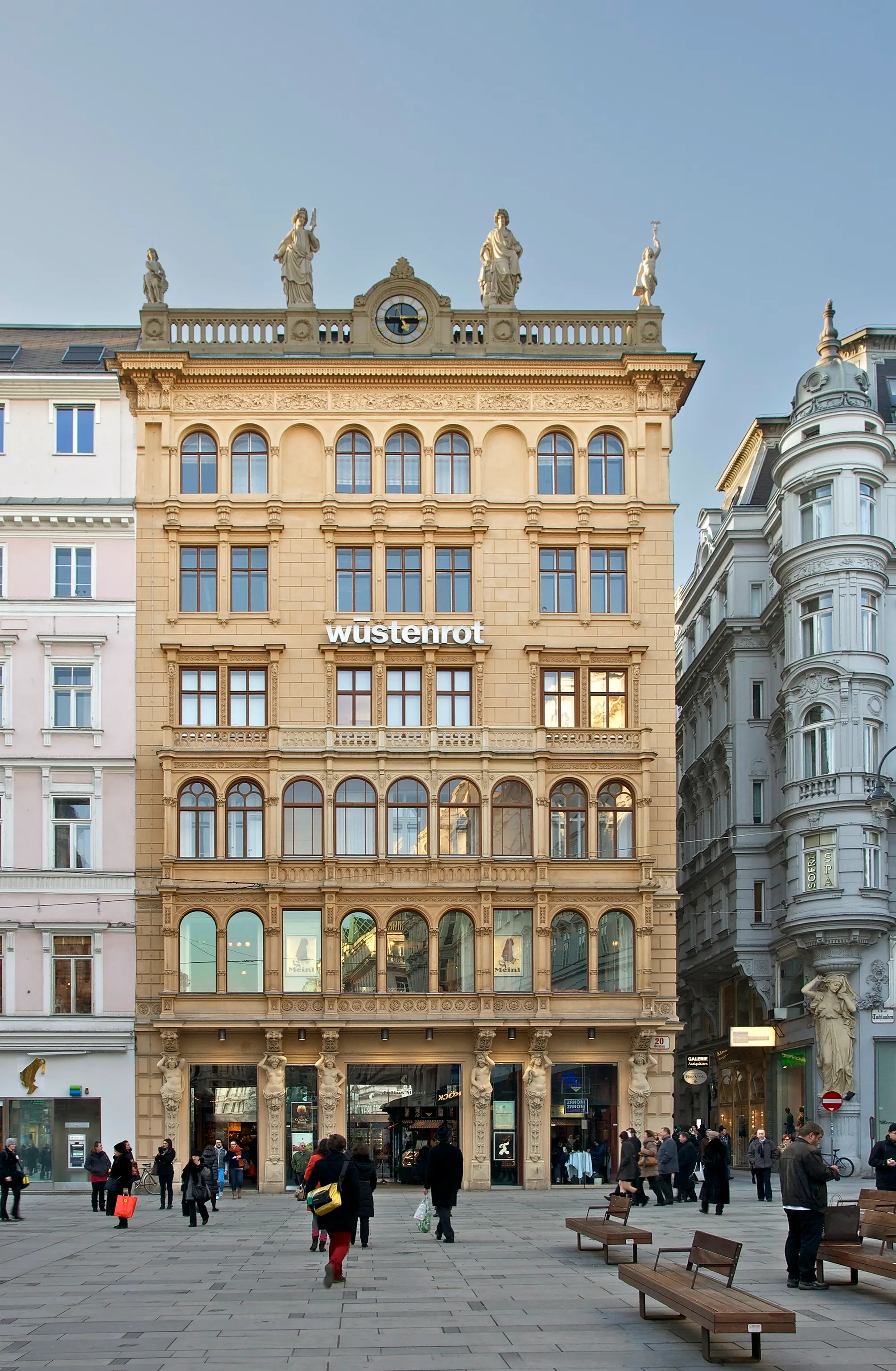 Symbolfoto: Der Graben in der Wiener Innenstadt (Umgebung, kein Foto von Hotel Sacher Wien)